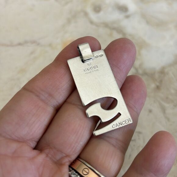 Gucci 925 Sterling Silver “Cancer” Zodiac Pendant Unisex - Picture 3 of 6